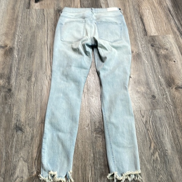 Express Women’s Ankle High Rise, Light Wash, size 2R - Picture 14 of 14